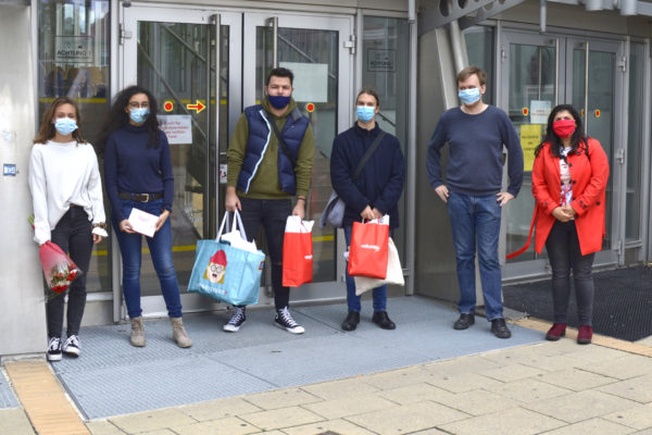 Maskenüberreichung an den diesjährigen Maturajahrgang