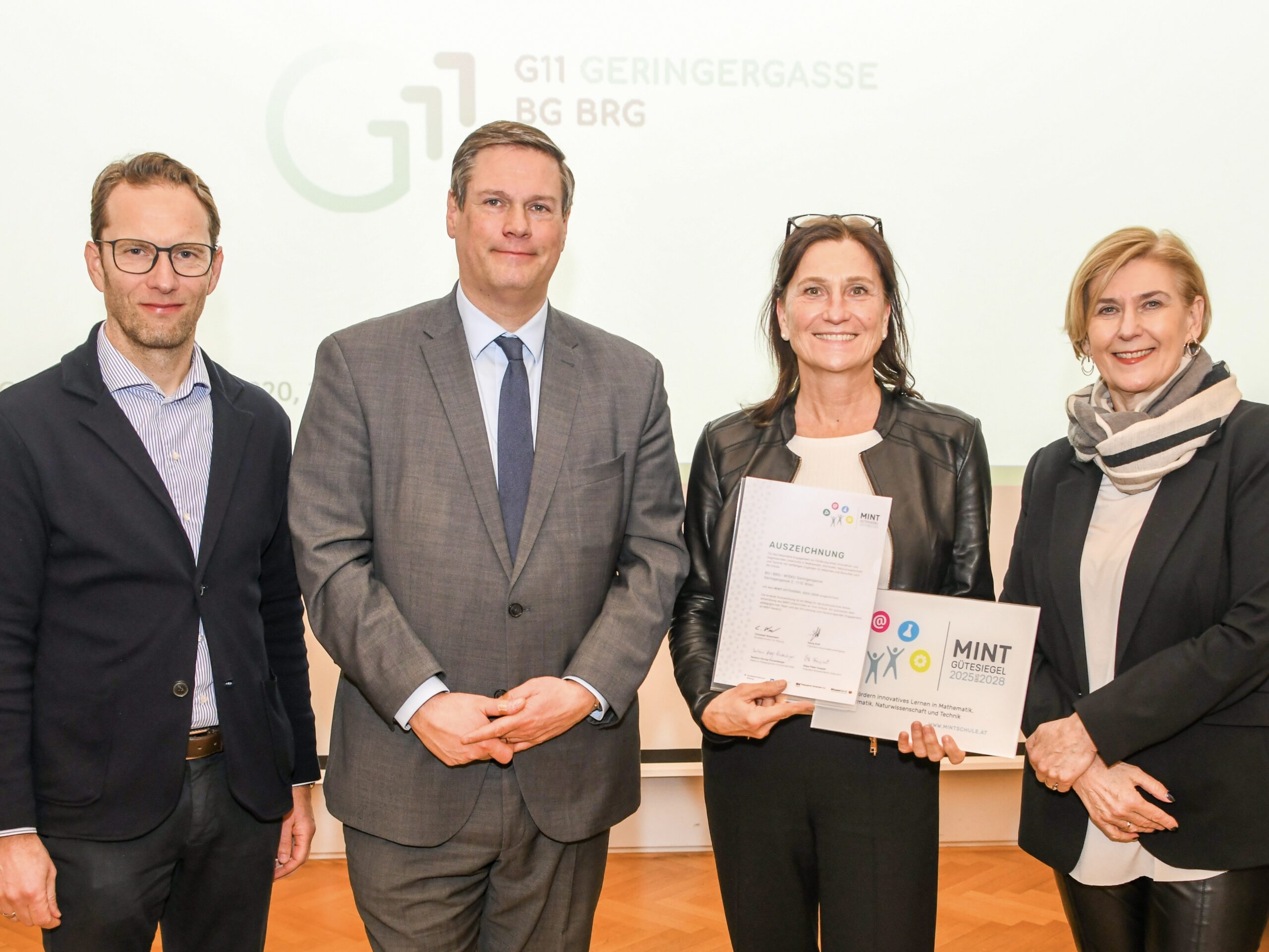 Erneut MINT Gütesiegel für das G11